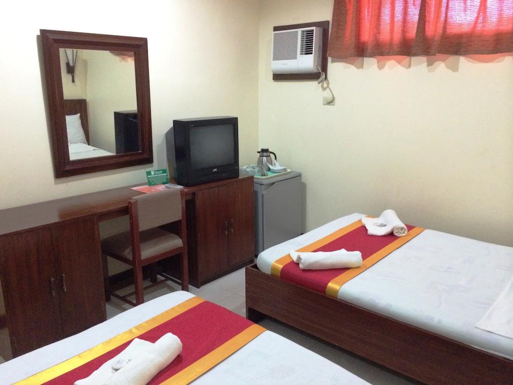 Ysabelle Mansion Bed and Breakfast Puerto Princesa Eksteriør billede